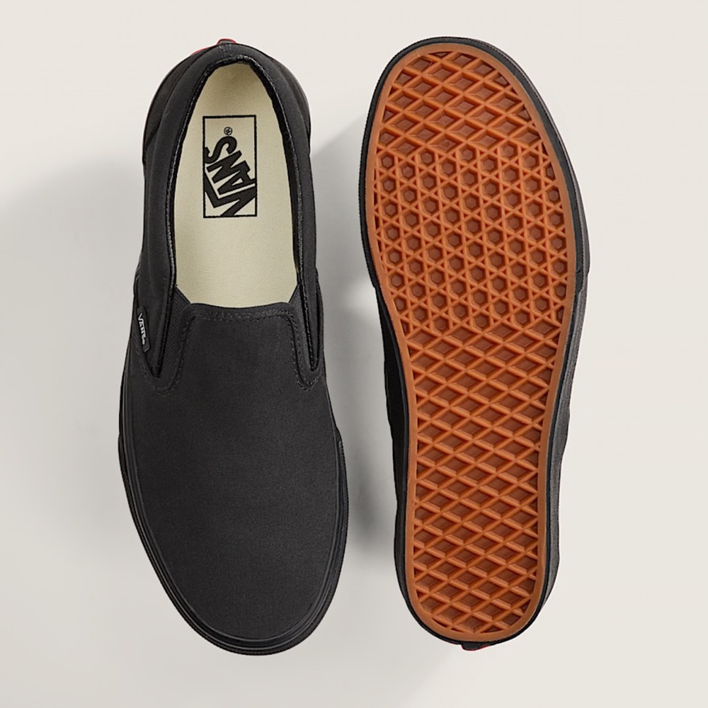 Vans WMNS Classic Black Slip-On Sneakers
Black/Black
VN000EYEBKA - Picture 3 of 16